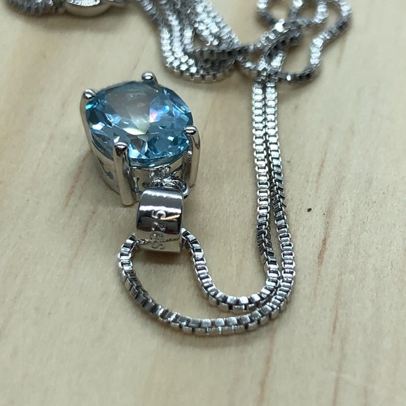 🌟 Blue Topaz Necklace Pendant with Chain - Picture 6 of 7
